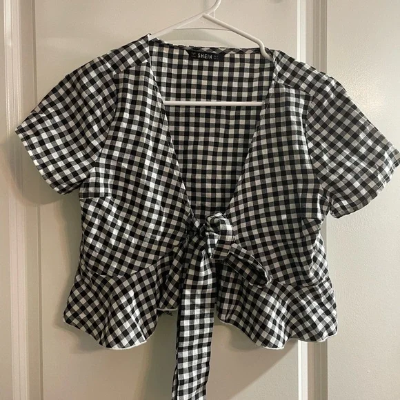 Black and White Checked Top - Picture 1 of 4